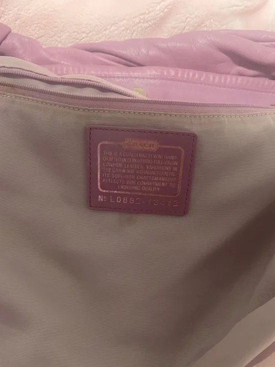 Coach - Picture 4 of 16